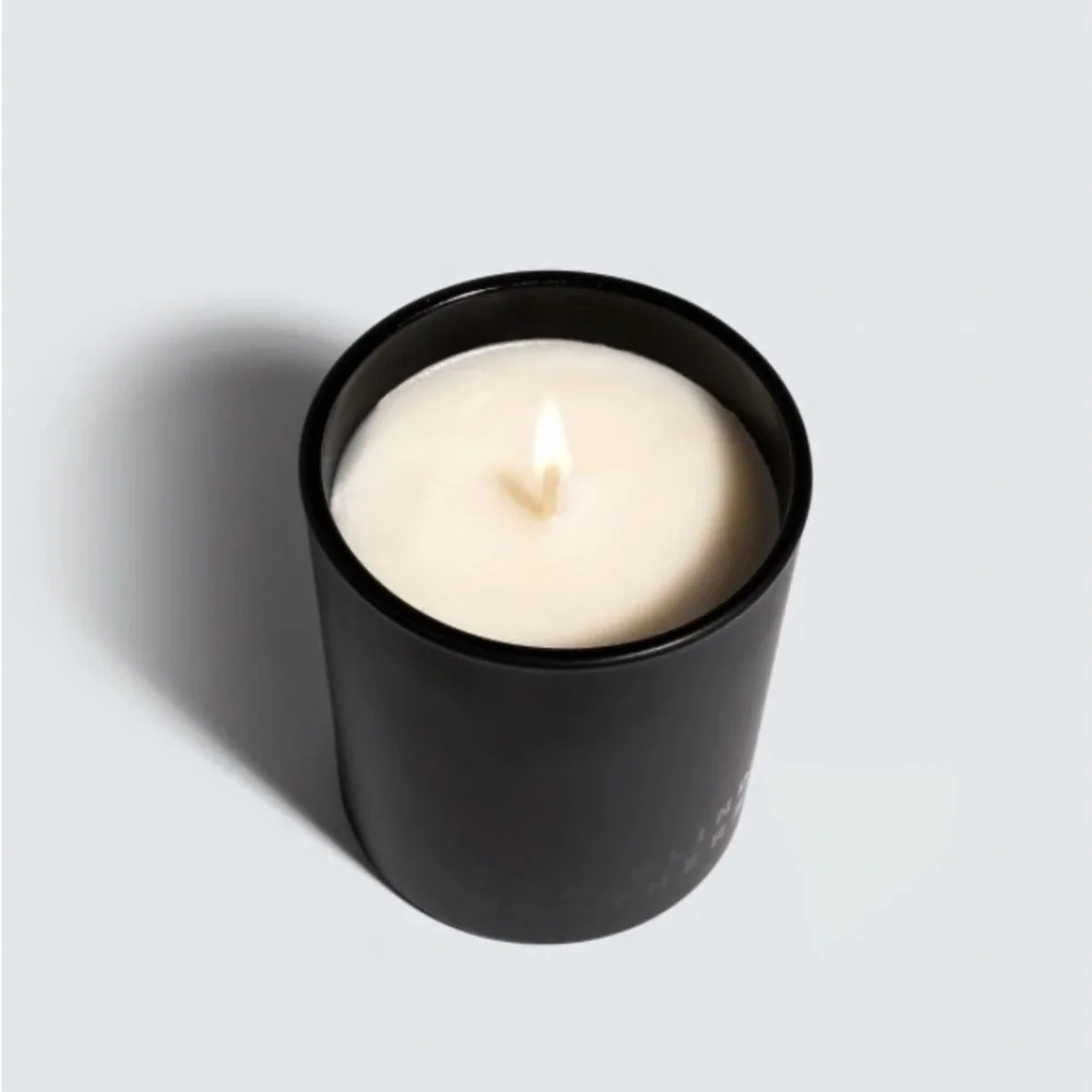 Two Blind Brothers Hand Poured Blackout Candle 12oz Saddlewood Scented - Picture 2 of 11